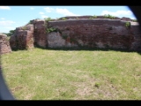 06100 ostia - regio iv - insula x - terme di porta marina (iv,x,1-2) - raum (v) - tubuli an der ostwand - bli ri osten.jpg